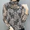 Nuova Maglietta Primaverile a Collo Semi Alto con Maniche Lunghe e Dettagli Cut-Out per Donna Versatile Elegante Top con Strass
