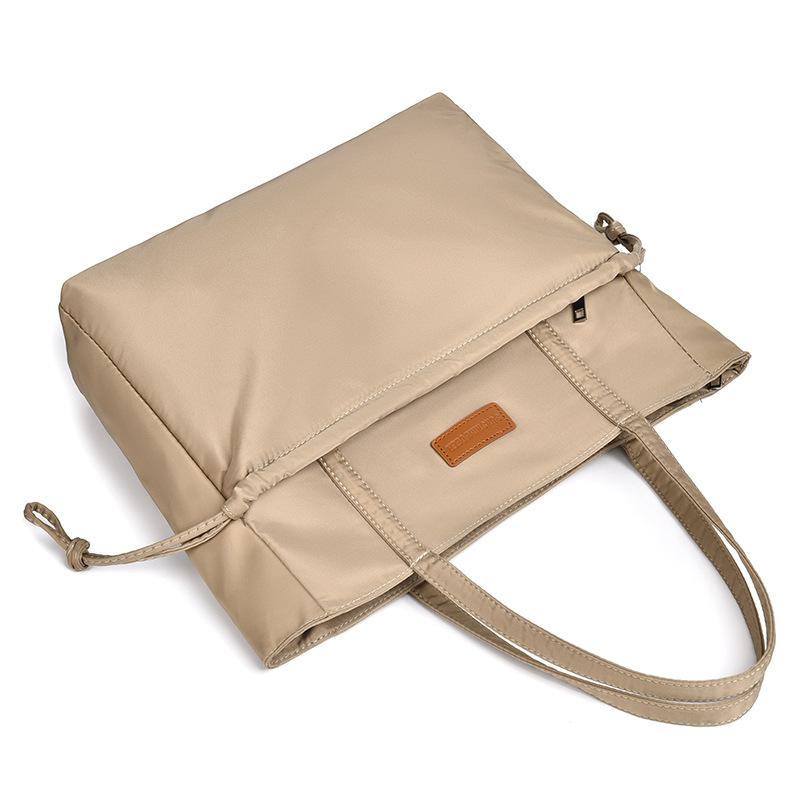 Tote Mommy Bag Summer New Style High End Women's Trendy Bag Large Capacity Niche Design Shoulder Bag