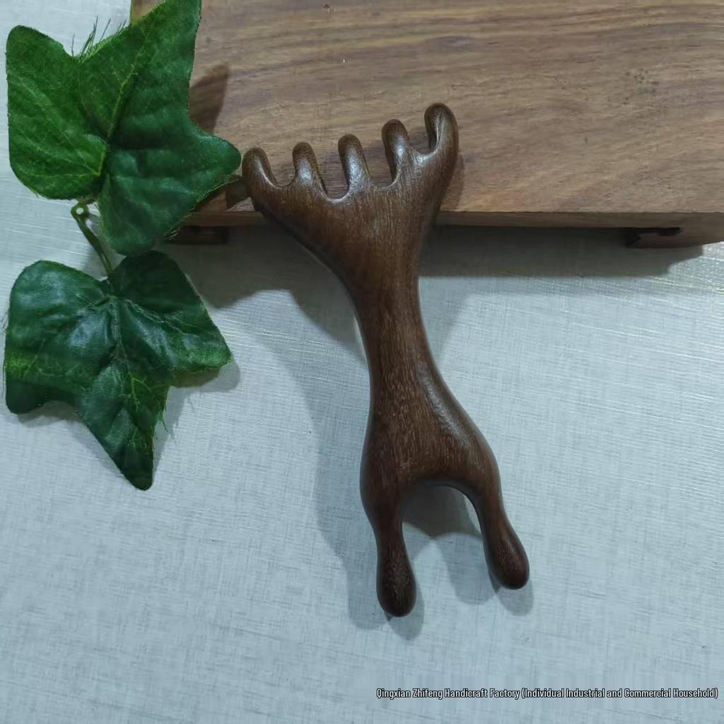 Sandalwood Antler Rake Multifunctional Comb & Nose Scraper