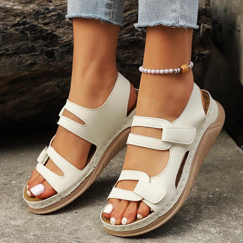 Sandales à plateforme de mode grande taille pour femmes Chaussures de marche à semelle souple légère Femme Été Décontracté Antidérapant Sandales de plage Mujer