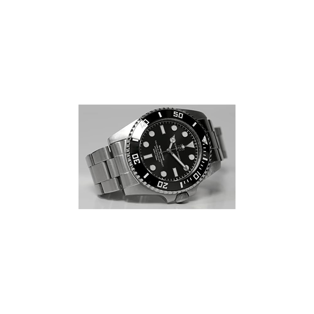 Hyakuichi 101 Diver's Watch 20 ATM Water Resistant Ceramic Bezel Sweep Second Hand Black