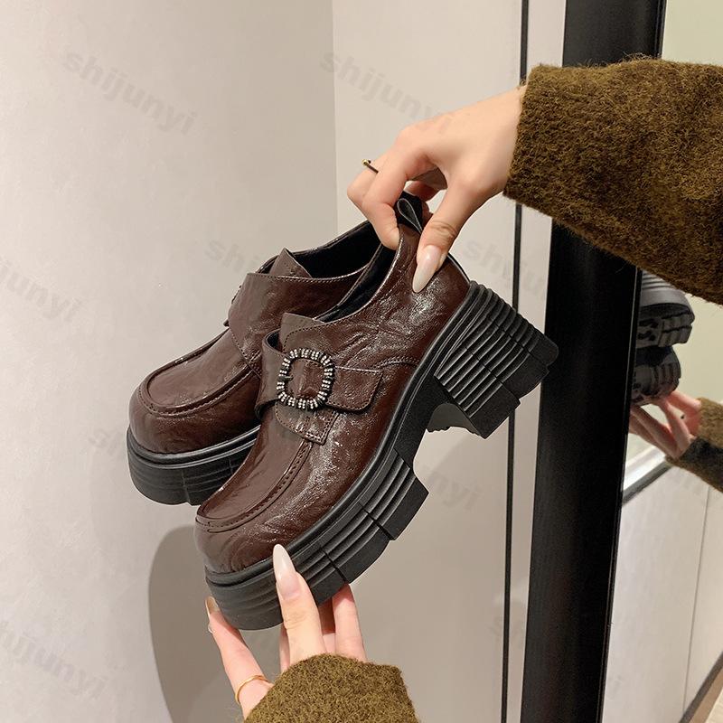 Damen Loafer 2026 Herbst Neue Mode Gürtelschnalle Klobiger Absatz Lederschuhe Höhenverstellung Outdoor Rutschfest Mittlerer Absatz Schuhe