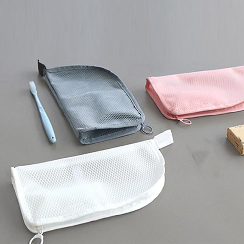 Vertical Toiletry Bag Mesh Large Capacity Waterproof Bag Portable And Lightweight Travel Toiletry Bag Beach Bag Mini Storage Bag