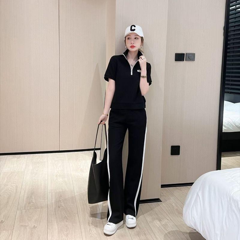 

Двойка в западном стиле, свободные брюки с широкими штанинами и короткими рукавами, визуально стройнящая Black M