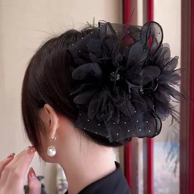 2023 Trendy Black Feather Fluffy Shark Hair Clip – Volume Boosting Headwear Clamps