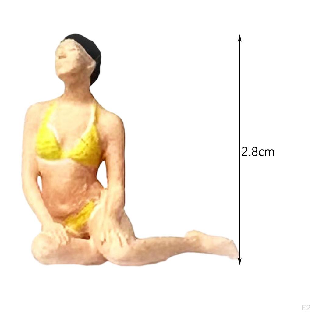 1/64 Girl Figures Beach Swimsuit Woman Character Handpainted Resin Miniature Scenes for Collections