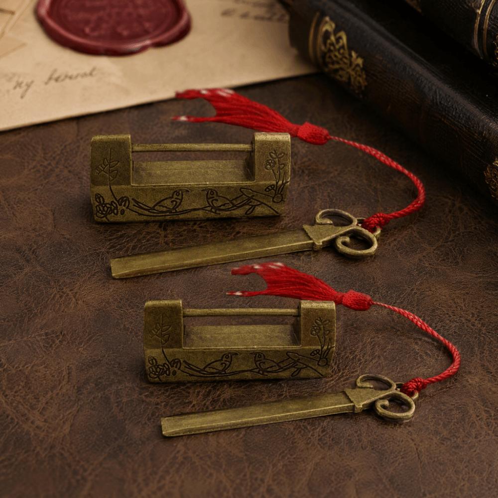 4pcs Bronze Finish Traditional Padlock Decorative Design Magpie Flowers Padlock Antique Cabinet