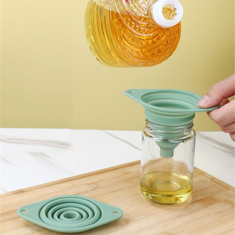 Retractable Kitchens Funnel Leak proof Wide Opening Silicone Materials Compact For Home Camping Cooking Storage