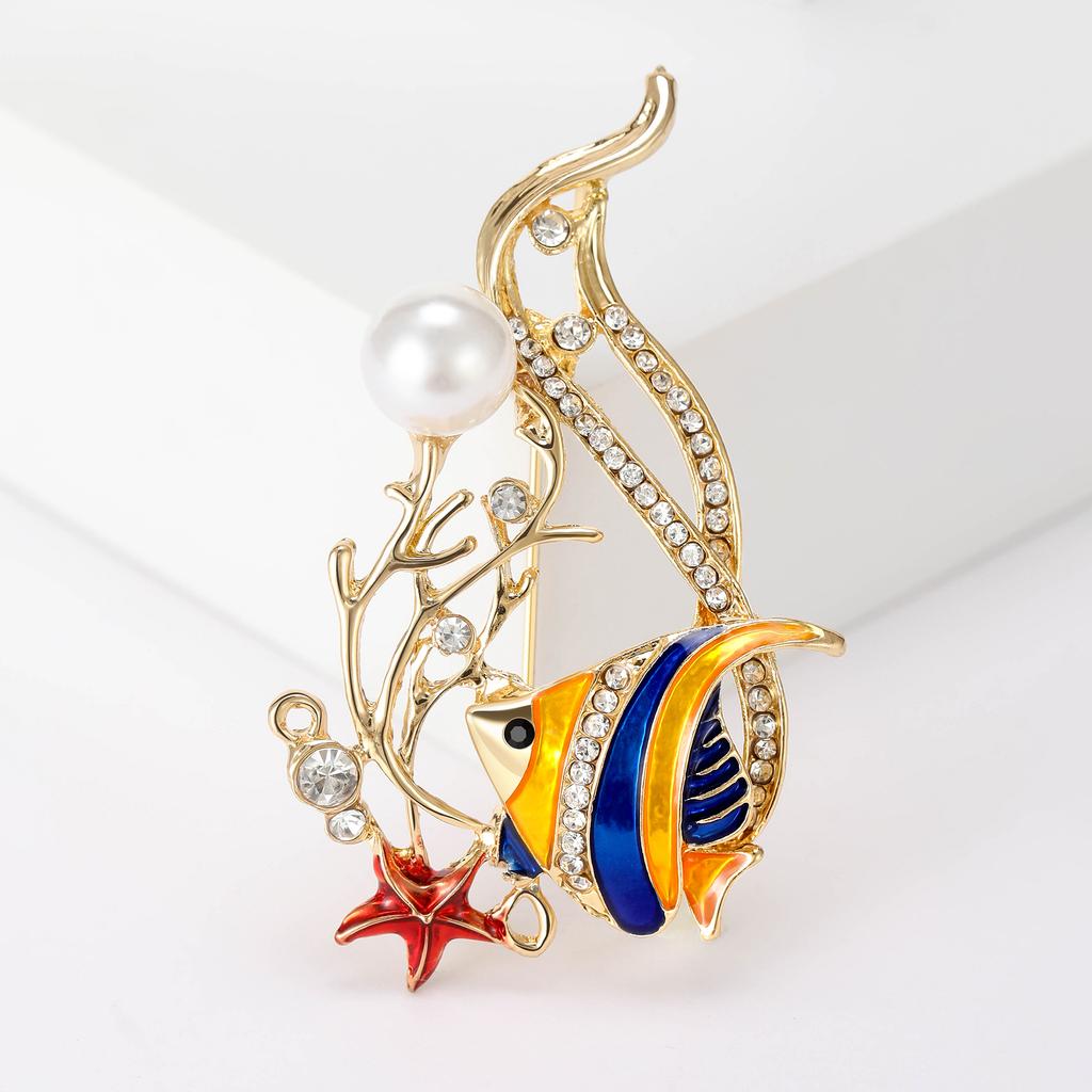 Rhinestone Goldfish Brooches for Women Enamel Sea Animal Pins Event Party Funny Luxury Backpack Decoration Clothes Accessories