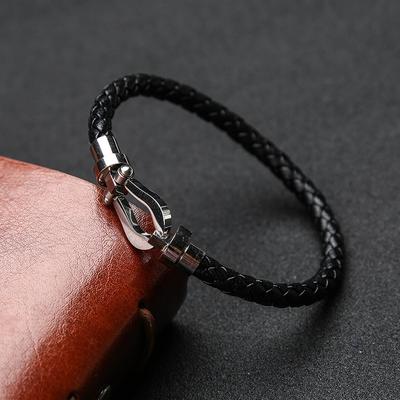Men 'S Leather Braided Bracelet ,Stainless Steel Horseshoe Buckle Leather Bracelet ,Men 'S U -Shaped Bracelet Jewelry