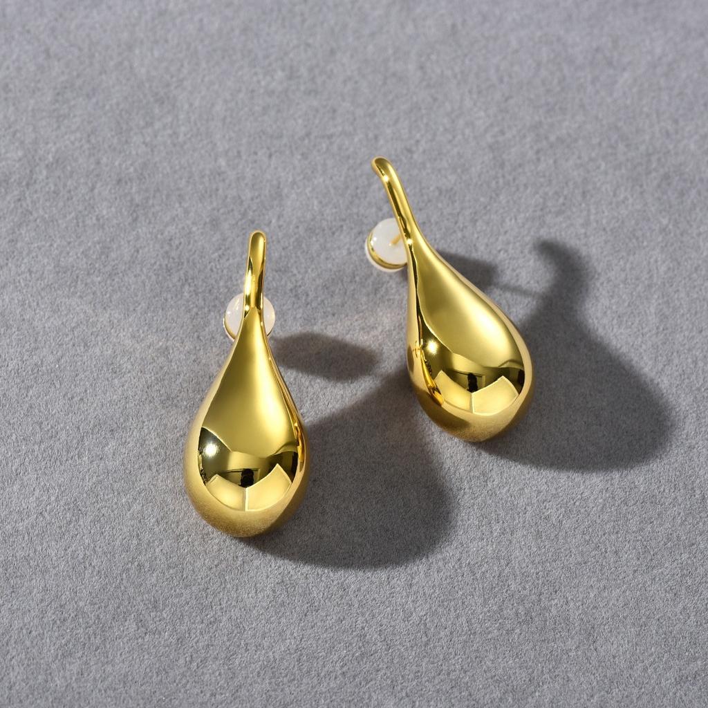 Autumn And Winter Metal Hollow Large Water Drop Earrings Niche Light Luxury Fashion Personalized Copper Gold-Plated Exaggerated Earrings