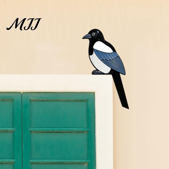Creative Home Interior Accessory Bird Door Corner Sign, Cute Wooden Hanging Ornament for Frame Unique Desktop Cabinet, Shape Wall Art Home,