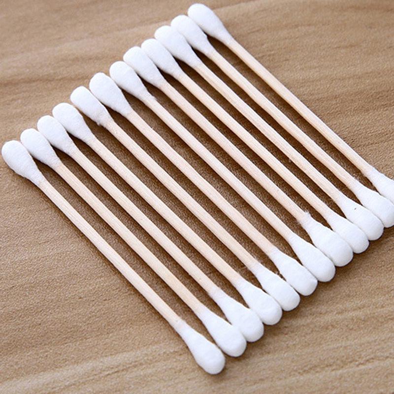 Pack of 100 Disposable Double-Headed Cotton Swabs for Ear Cleaning and Makeup Removal