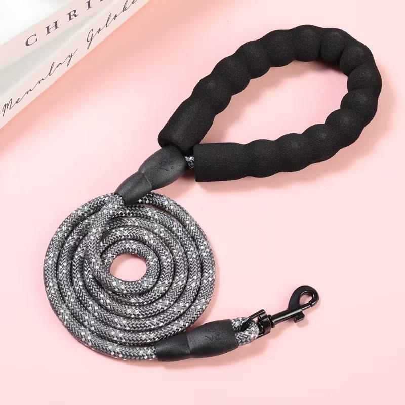 Dog Leash Multi-color Nylon Dog Leash Explosion-proof Dog Leash Outdoor Pet Leash