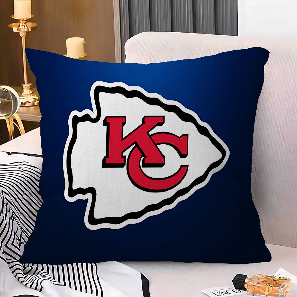 City American C-Chiefs Soccer K-Kan-Sas Maple Design Cushion Cover Happy Autumn Harvest Decor Holiday Decorati Pillow Cover Peach skin 18*18(CM)-1Pcs