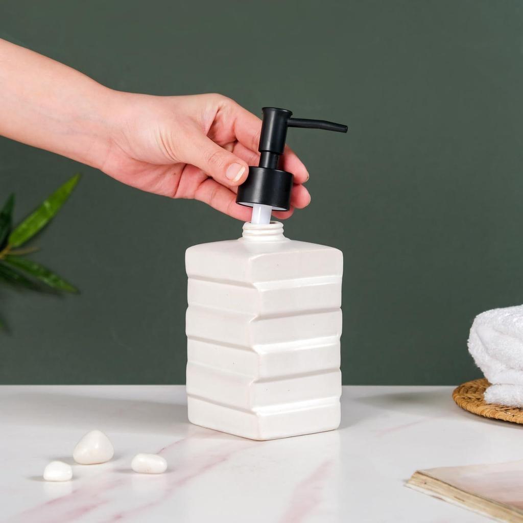 Handwaschseifenspenderpumpe für Badezimmer | Seifenspenderflasche für Küche & Waschbecken | Badezimmerzubehör | 450 ml (Weiß)