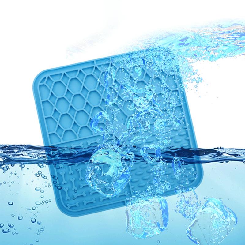 Pet Placemat Cat Slow Feeding Mat Dog Lick Mats Silicone Pets Eating Slowly Food Pad Cats Dogs Feeding Supplies