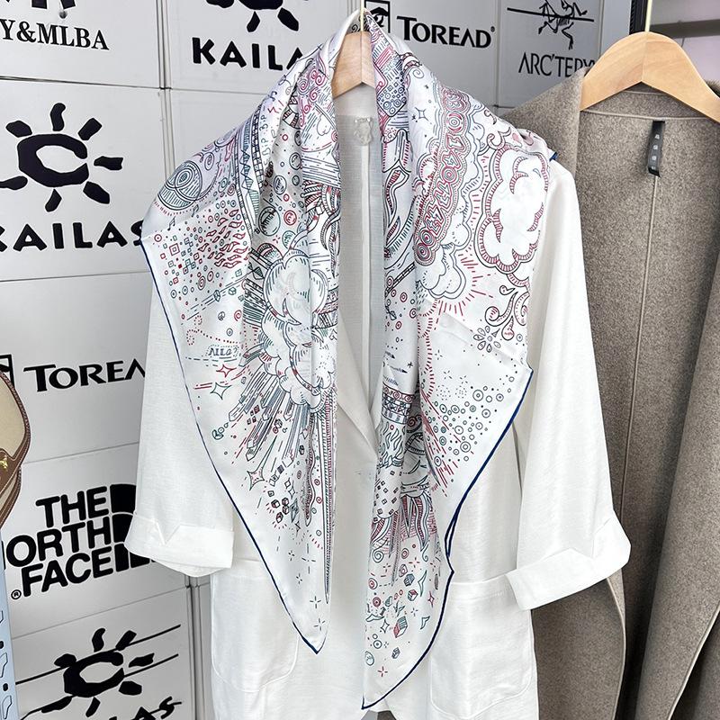 European Temperament Elegant Girl Silk Mulberry Silk Silk Scarf Women Like To Wear Square Scarf 90 Twill Scarf