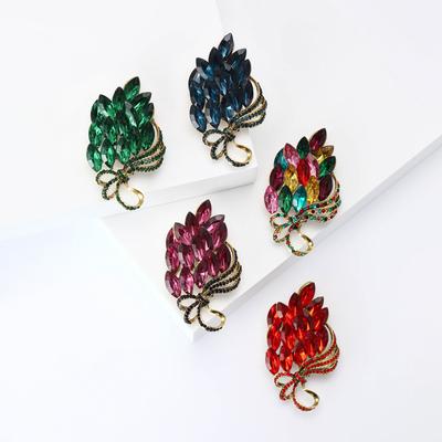 Moda Criativa Retro Liga Strass Bouquet Broche High-End Temperamento Feminino Terno Casaco Corsage Jóias Pin