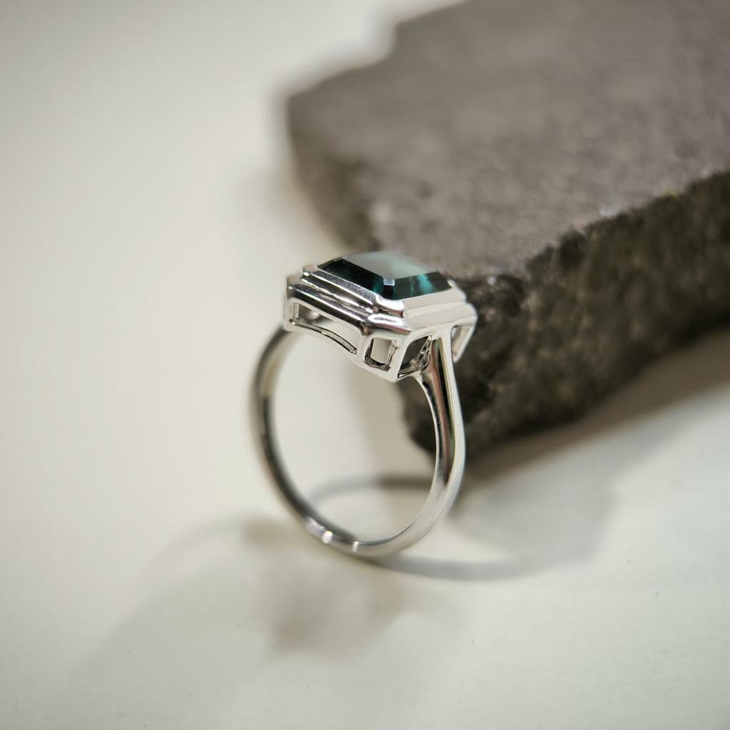 Silver Ring with London Blue Topaz 3ct, Item Weight 4.29 Gr (2178187)
