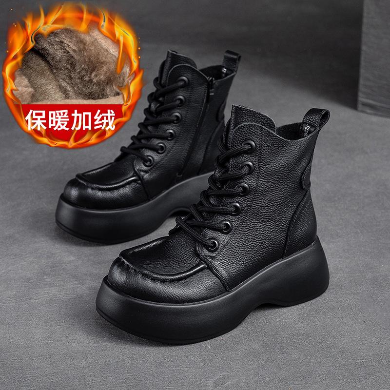 

Модная женская мотоциклетная обувь GKTINOO на толстой подошве из натуральной кожи 2025 Новинка на молнии с круглым носком Женская обувь Ручная работа Ретро Ботильоны на платформе 39