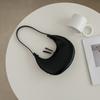 Niche Design Bag Female Simple Personality Underarm Crescent Bag 100 Hand Bill of Lading Shoulder Bag