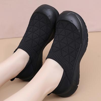 Spring New Women's Fashion Lightweight and Comfortable Soft-soled Soft-faced Single Shoes