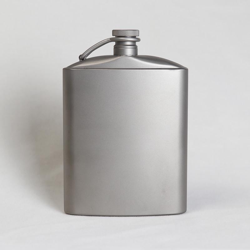 Pure titanium wine bottle, 260/200ml titanium hip flask, made of pure titanium, pocket-sized wine bottle, easy to carry