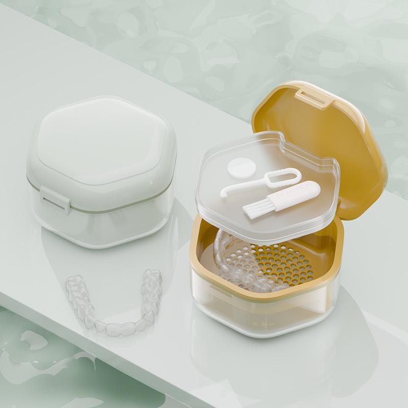 Orthodontic Braces Box Invisible Braces Dental Correction Retainer Storage Box Portable Box Denture Storage Cleaning Box