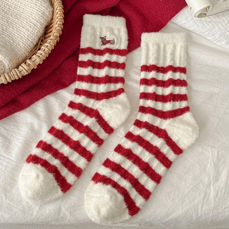 1/4 Pair Autumn Winter Christmas Pattern Mid-Tube Socks Christmas Tree Snowman Sausage Dog Embroidery Cotton Socks New Year Gift