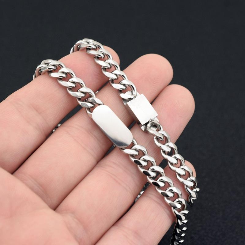 Kedja Titan Halsband Ovalt Halsband Hip-hop Titan Halsband för Män och Kvinnor Älskare