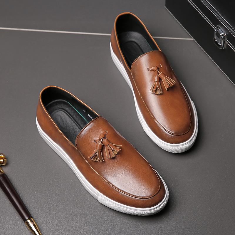 FashionHot Sale Loafers for Men New Handmade Moccasins Leisure Walk Men's Driving Flats Casual Leather Dress Shoes Comfy Slip On Flats