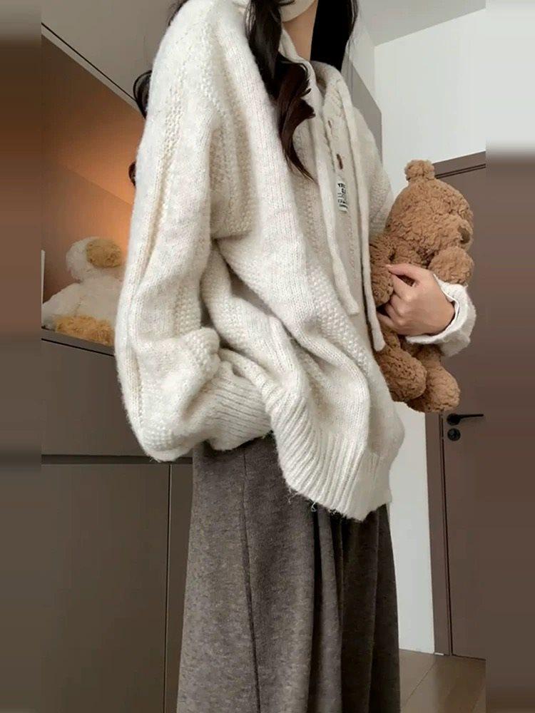 Soft Hooded Knitted Pullover Sweater for Women – Cozy and Loose Outerwear for Autumn, Winter, and Spring.