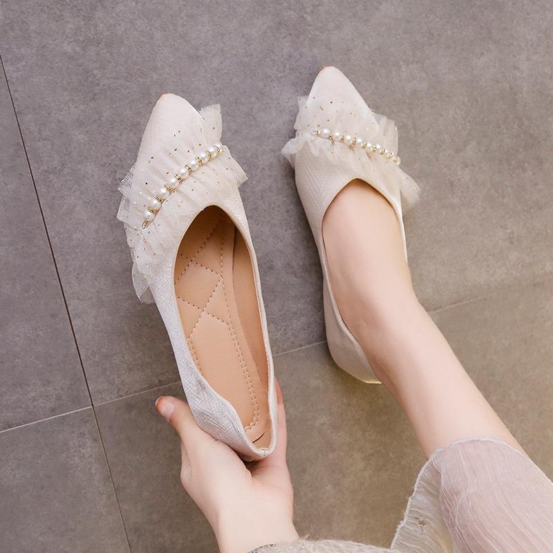 Single shoes women's new spring and autumn gentle soft-soled flat shoes shallow mouth versatile Doudou shoes large size