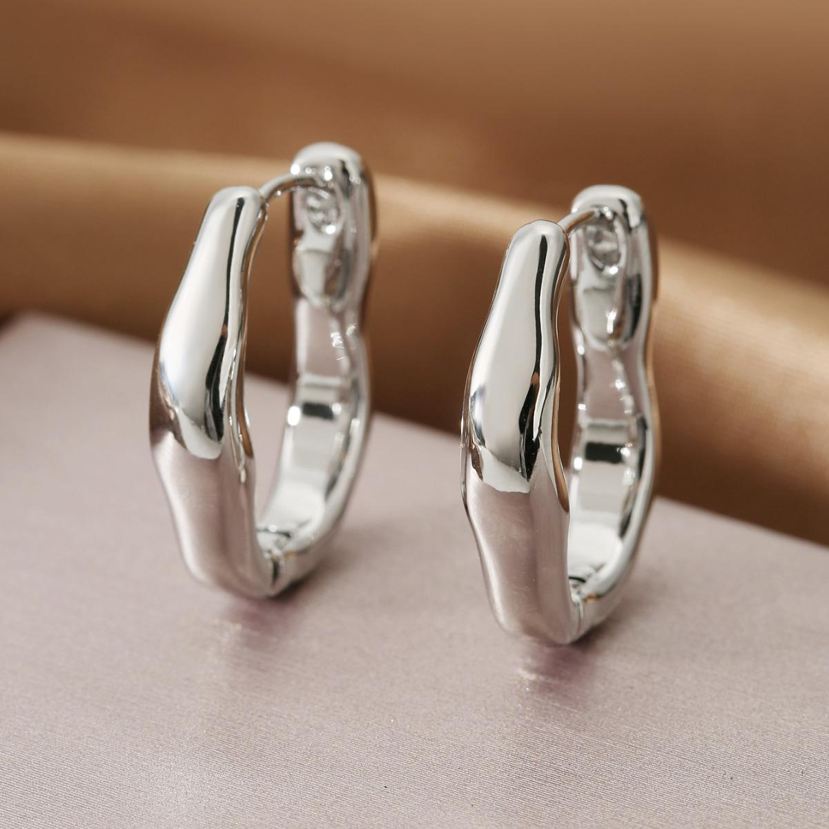 

Высококлассные гладкие неровные каффы - Преувеличенные модные серьги для женщин серебряный