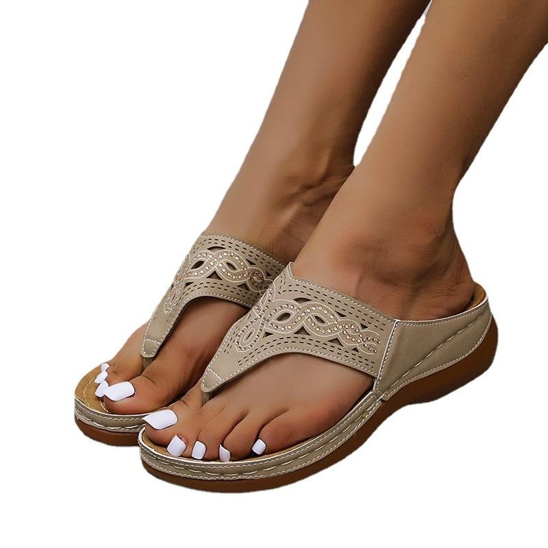 Summer new sandals large size hollow rhinestone thick bottom toe cool slippers women