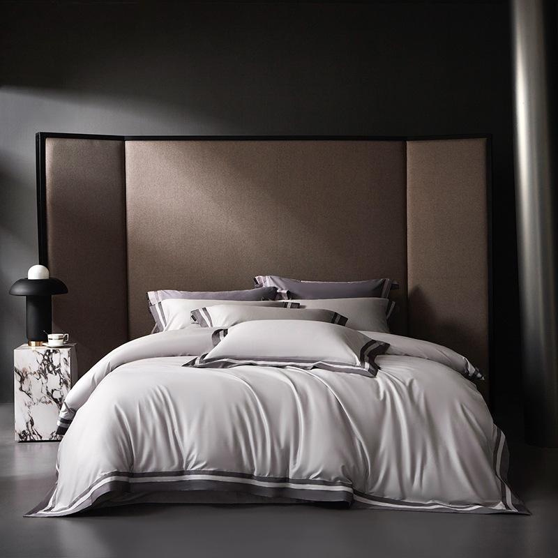 Luxury 160s Thread Count High-Density Four-Piece Australian Cotton Set with Wide Edge Duvet Cover.