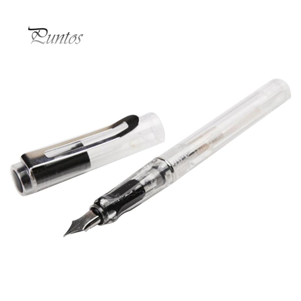 Módní studenti cvičí kaligrafii s plnicím perem s extra jemným hrotem pro hladké psaní