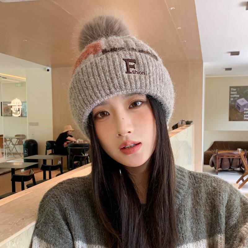 Women's Color Matching Knitted Wool Hat, Cute Hairball Thermal Hat, Autumn and Winter Cold-proof Ear Hat