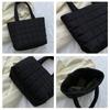 Checkered Quilted Shoulder Bag Korean Style Cotton-padded Tote Bag Quilted Handbag  Leisure Travel
