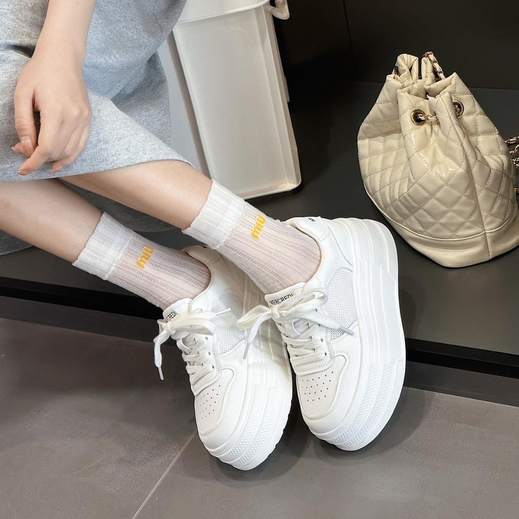 Leather ultra-light thick-soled muffin little white shoes women's spring new white shoes heightening versatile sports and leisure board shoes