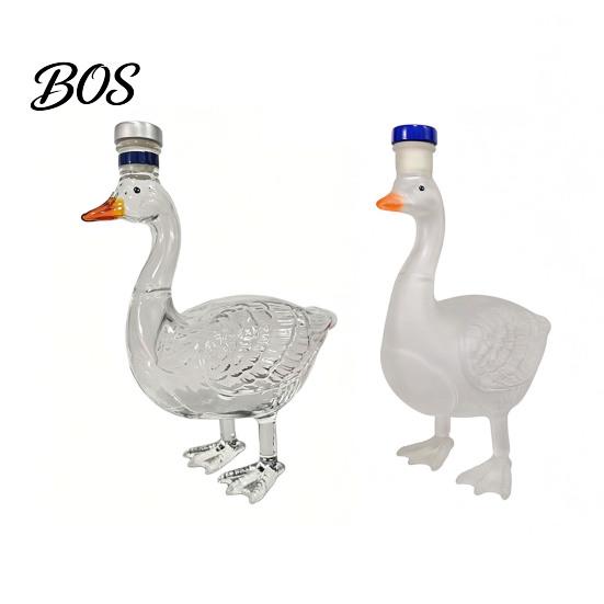 Decorative Wine Bottle Goose Shape Glass Whiskey Decanter, 3D Bird Liquor with Frosted Stopper, Personalized Style 350ml Art Vodka Dispenser for Home