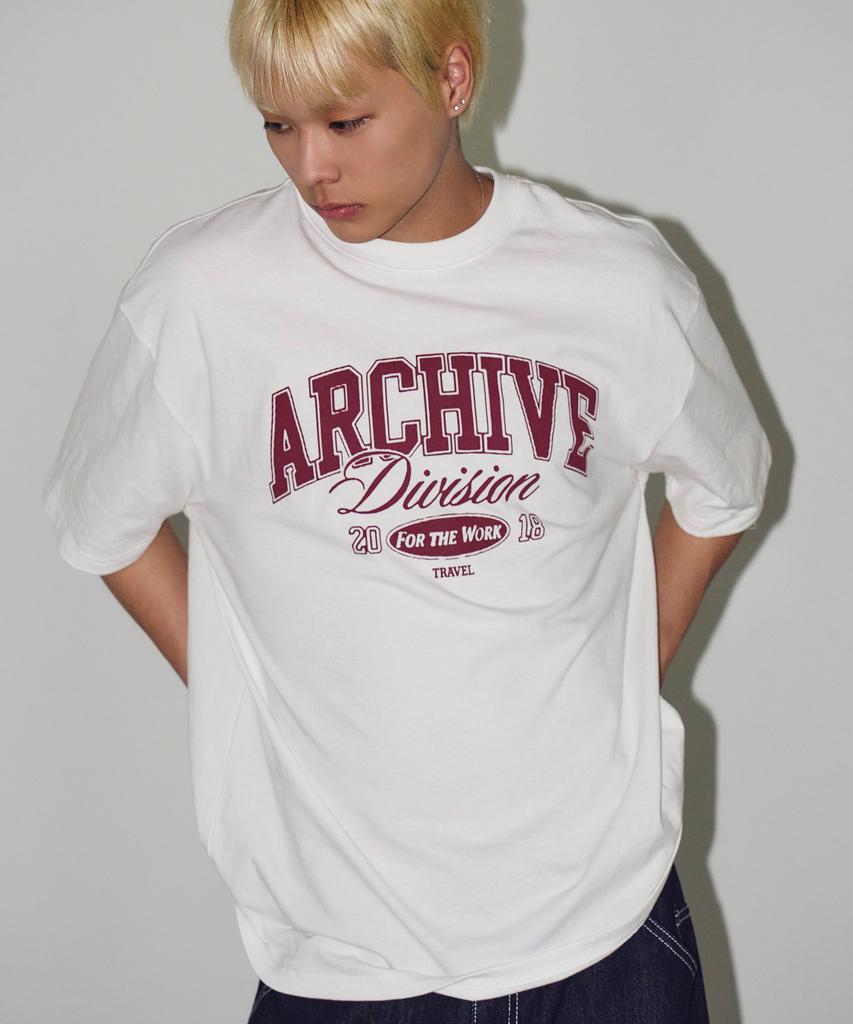 TRAVEL Archive Pigment Short Sleeve T-Shirt Cream