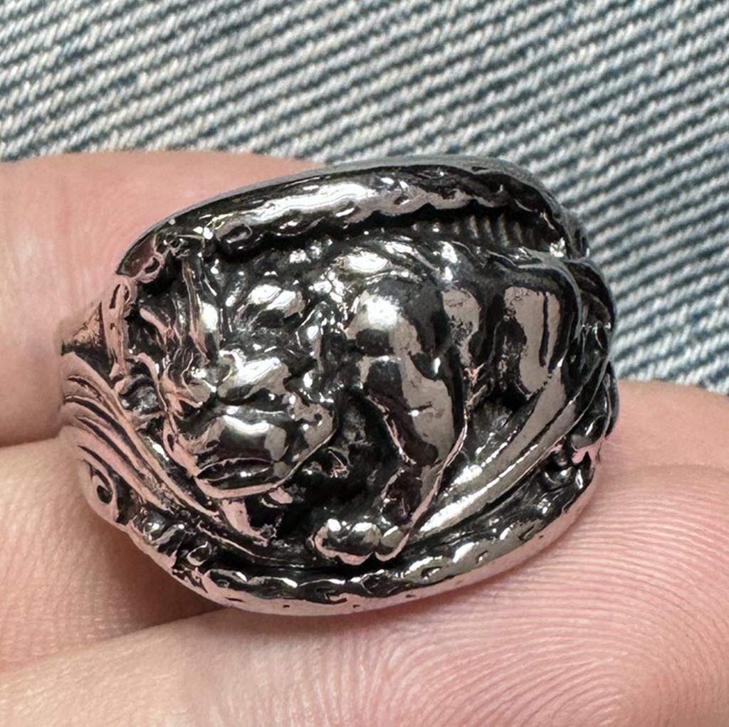 Ethnic Style Pixiu Ring for Men, Domineering and Trendy, Aged and Dyed Black Craft, Creative Index Finger Ring