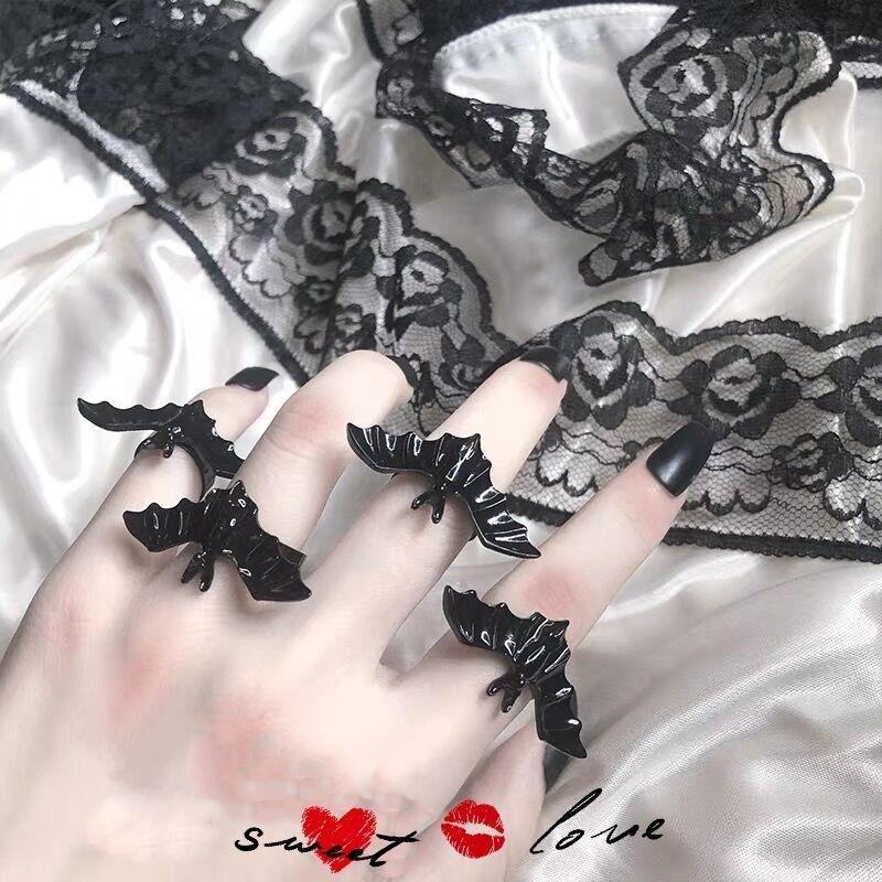 Koyu Gotik Antik Elmas Yarasa Tuhaf Yüzük Erkek ve Kadın Kişilik Punk Tarzı Açık Eklem İşaret Parmağı Yüzüğü Tide