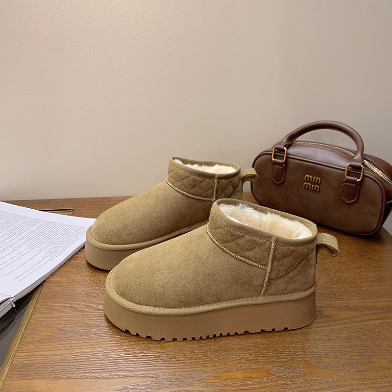 Muffin fashion platform snow boots women's 2025 winter new short tube heightening cotton shoes velvet bread shoes