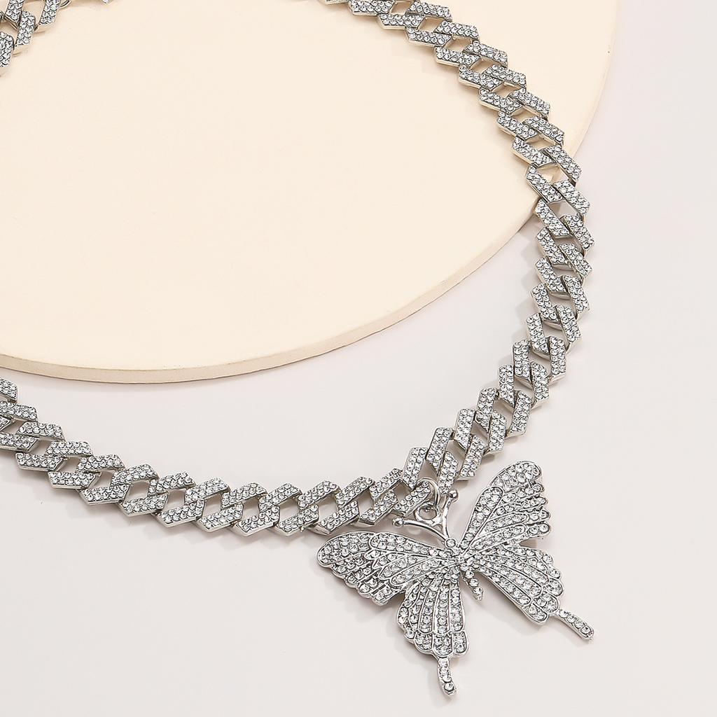 Jewelry, Personalized Hollow Single-layer Geometric Micro-inlay, Retro Diamond-encrusted Cuban Chain Butterfly Necklace