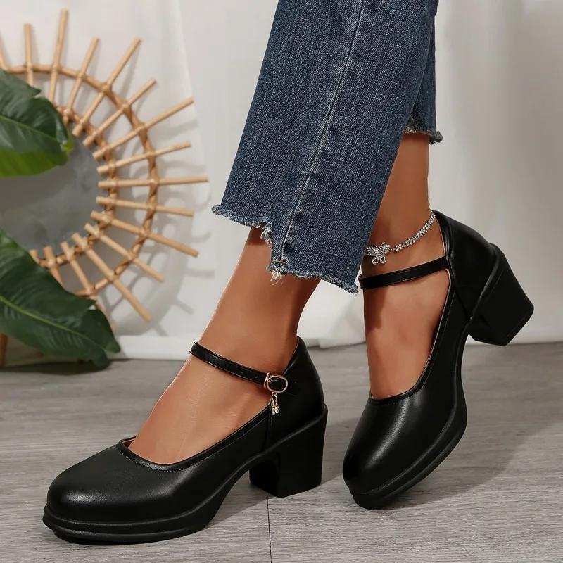 2025 New Mary Janes Women's High Heels Chunky Heels Round Toe Plus Size Classics Office & Career Pumps Women Buckle Strap Shoes