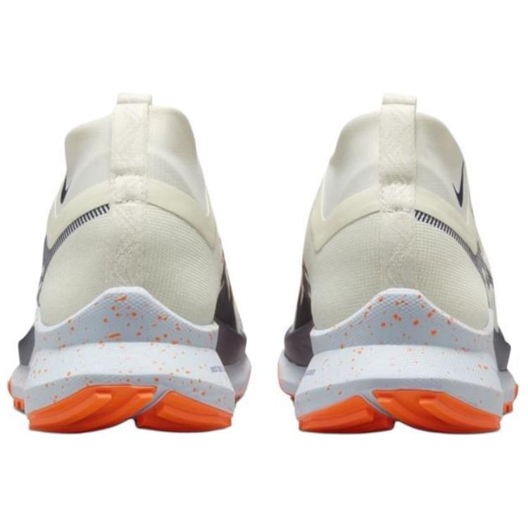 Nike React Pegasus Trail 4 GORE-TEX Sea Glass Purple Ink Herren Sneaker Creme Total-Orange HM9728-001