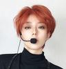 Men's Harajuku-style full wig, orange, short, popular, fashionable, with a net, natural-looking, unisex.
